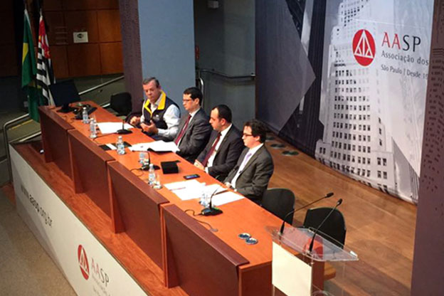 Lars Grael participa de evento com autoridades do Direito Desportivo 